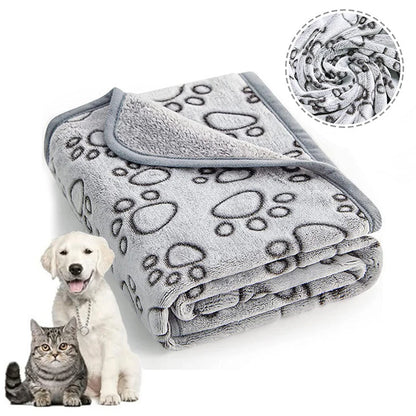 Soft Fluffy Warm Pet Blanket - Cozy Comfort Mat for Cats and Dogs